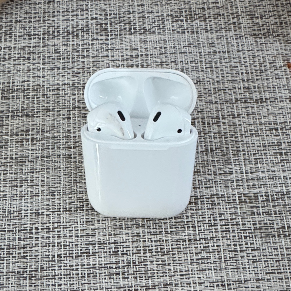 Apple AirPods Authentic Earbuds with Charging Case